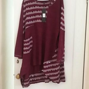 light weight sweater top cute hold pattern